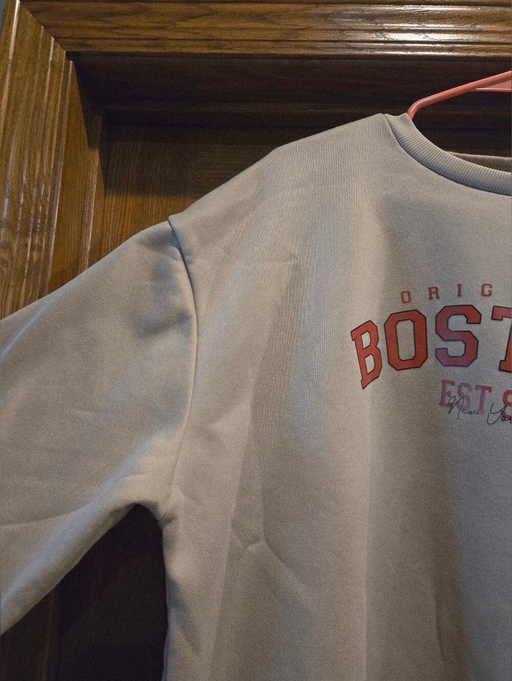 SHEIN Light Tan Sweatshirt with Red Boston Graphic - Picture 8 of 16